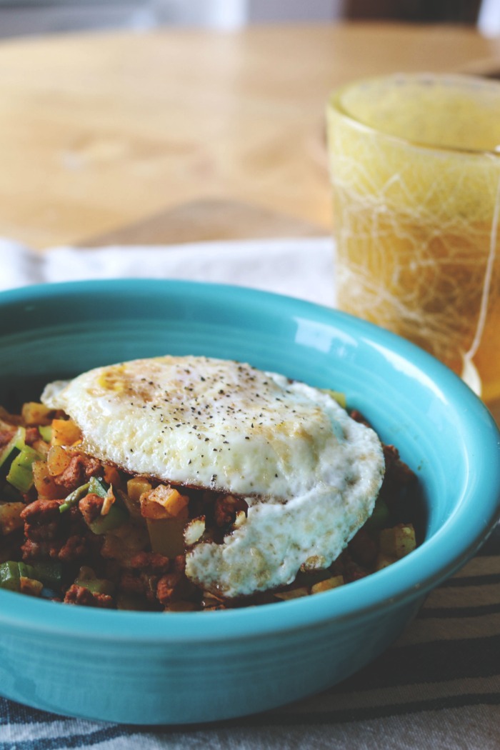 Sweet Potato and Chroizo Hash | WHole30 | Jennyonthespot.com