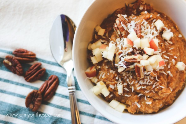 Whole30 Warm Pumpkin Breakfast Bowl | Jenny On The Spot